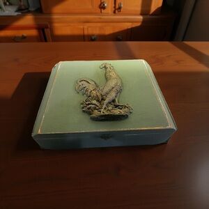 Vintage Upcycled Cigar Box Rooster Trinket Jewelry Green Farmhouse Decor